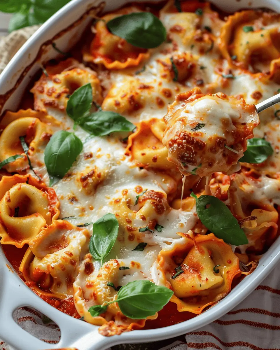 Cheesy Baked Tortellini: Indulgent Comfort Food Made Easy