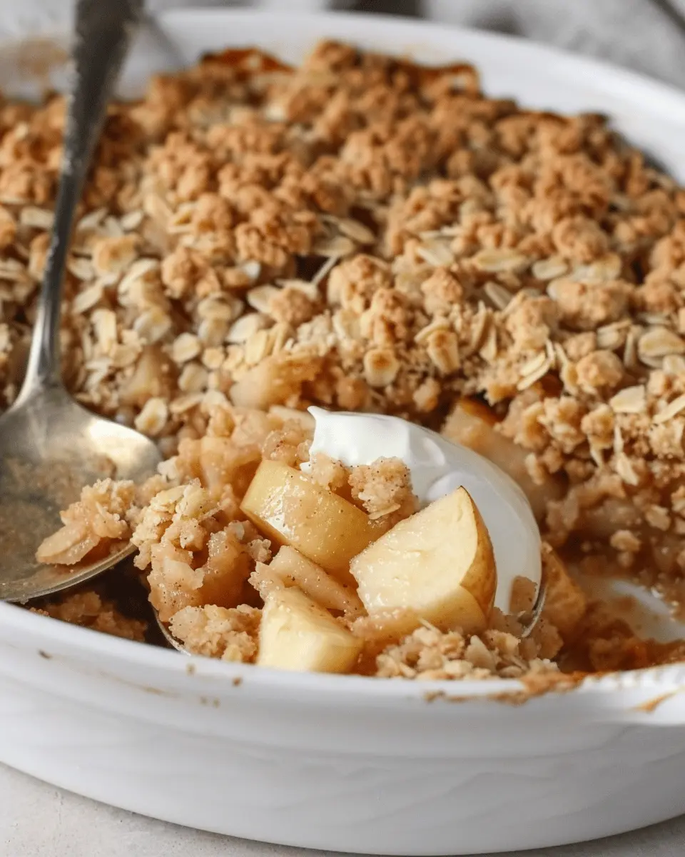 Simple Apple Crumble: A Delightful and Easy Homemade Treat