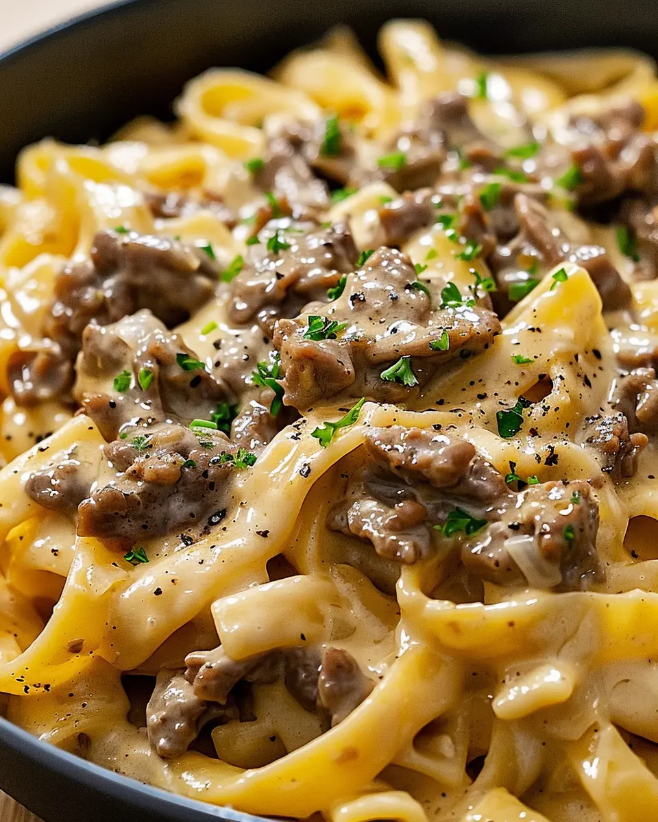 One-Pot Creamy Beef and Garlic Butter Pasta: An Easy Indulgence